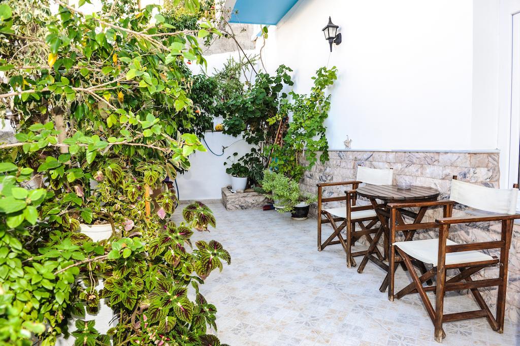 Hotel Karpathos Buitenkant foto